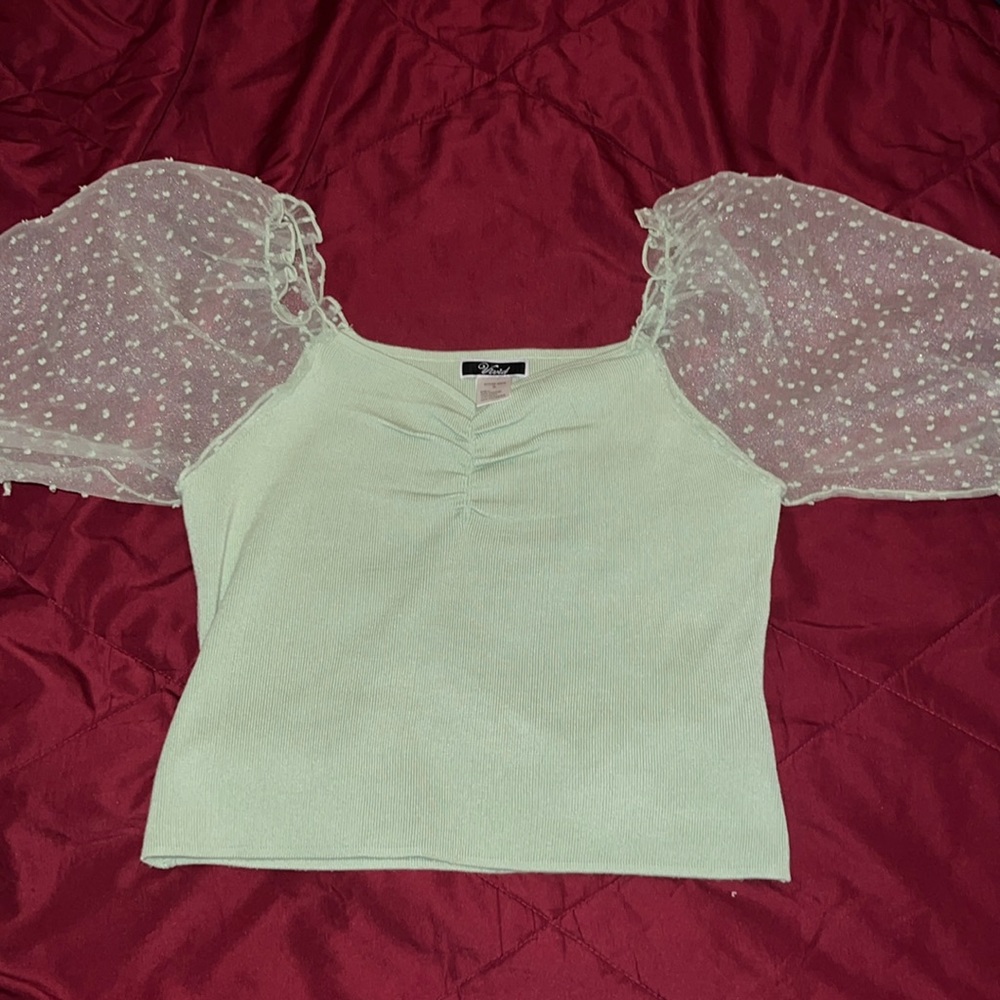 The top was really big on me, but it is very pretty;)